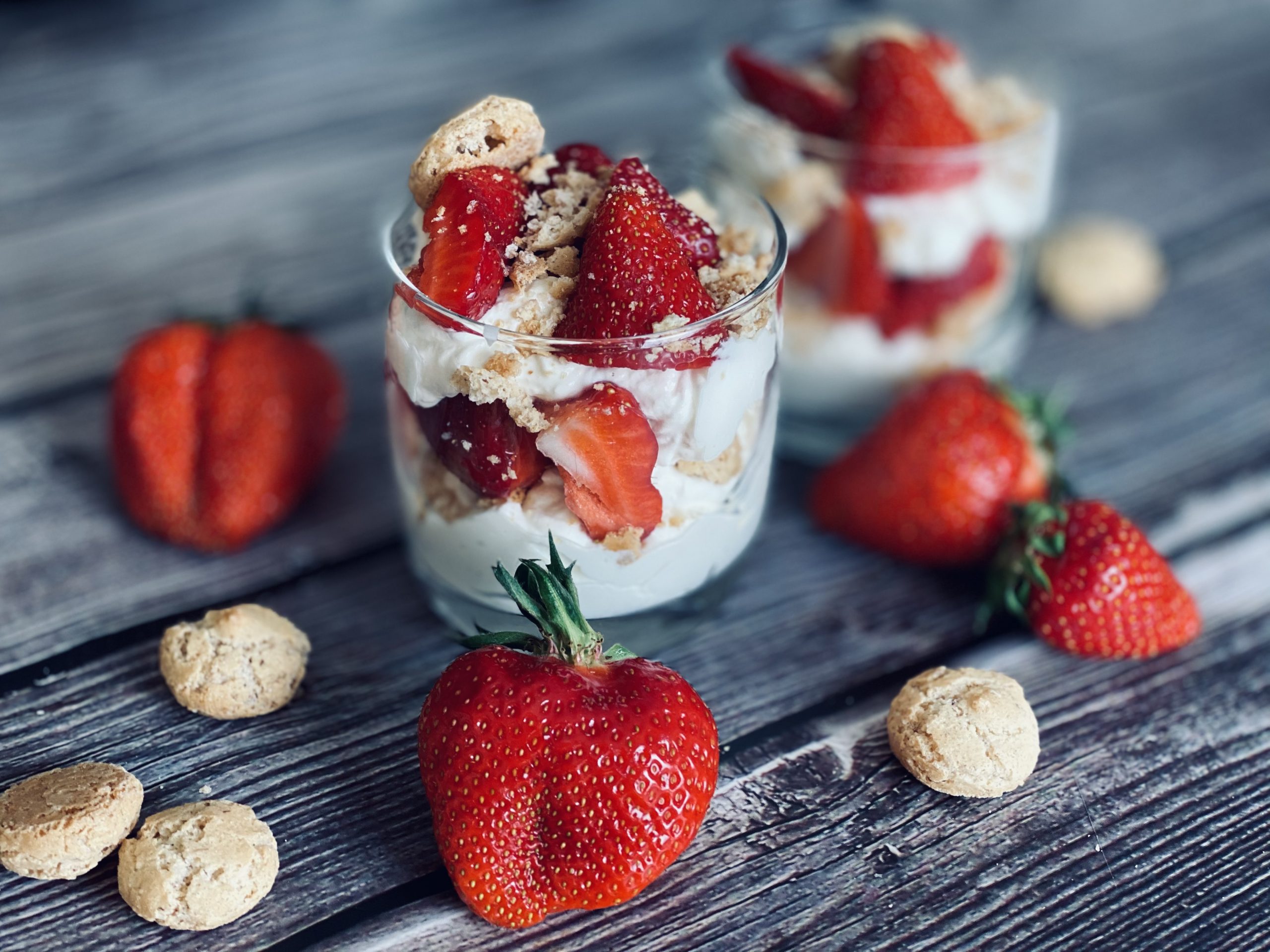 Schnelles Erdbeer-Quark-Dessert